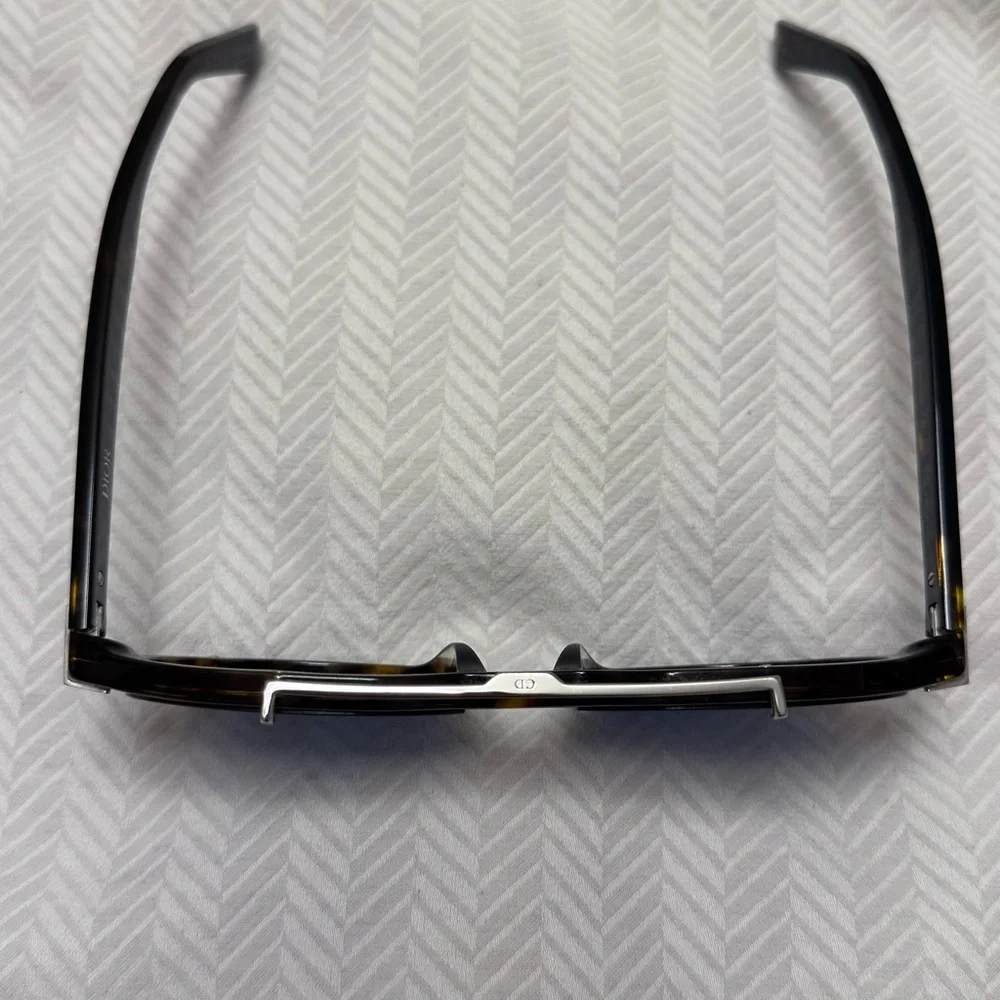 Dior Blacksuit RI Men’s Sunglasses - Tortoise Brown with Blue lenses - Picture 7 of 7